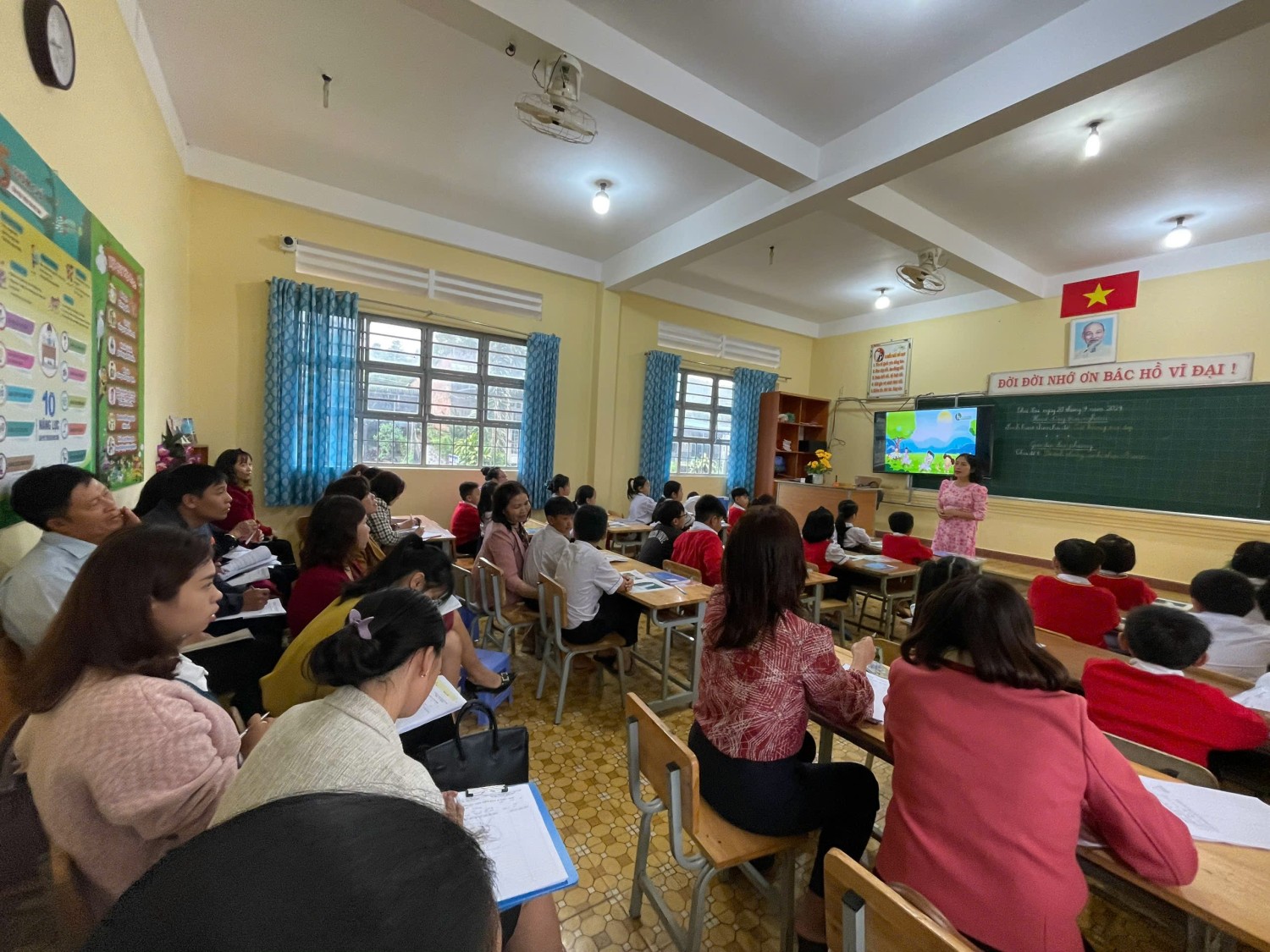 z5850180616542 4f992089e84342ba7219922bce28ff24