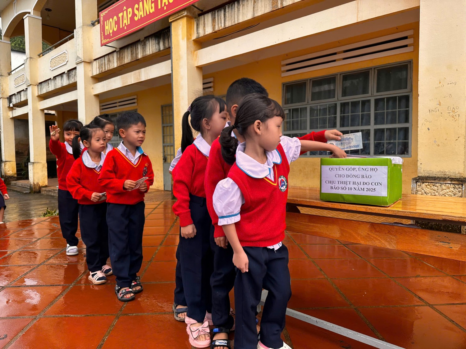 gen h z7110242717852 1b0f6baa7e6c77d0834388349612da36