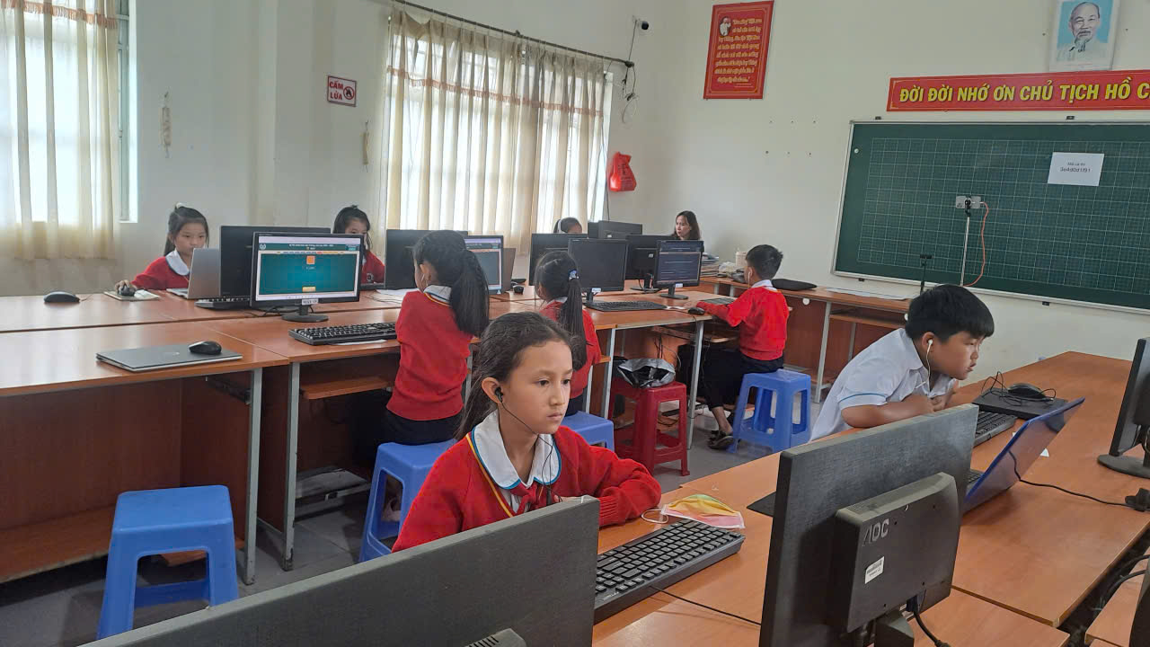 TRƯỜNG TIỂU HỌC PHÚ SƠN TỔ CHỨC KỲ THI IOE TIẾNG ANH CẤP TRƯỜNG NĂM HỌC 2025-2026