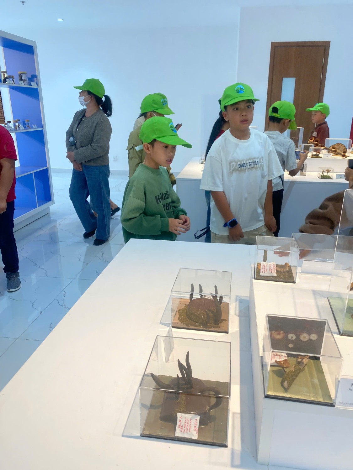 gen h z7646521162825 5146e1f64650d1b06ff432defe1d6c45