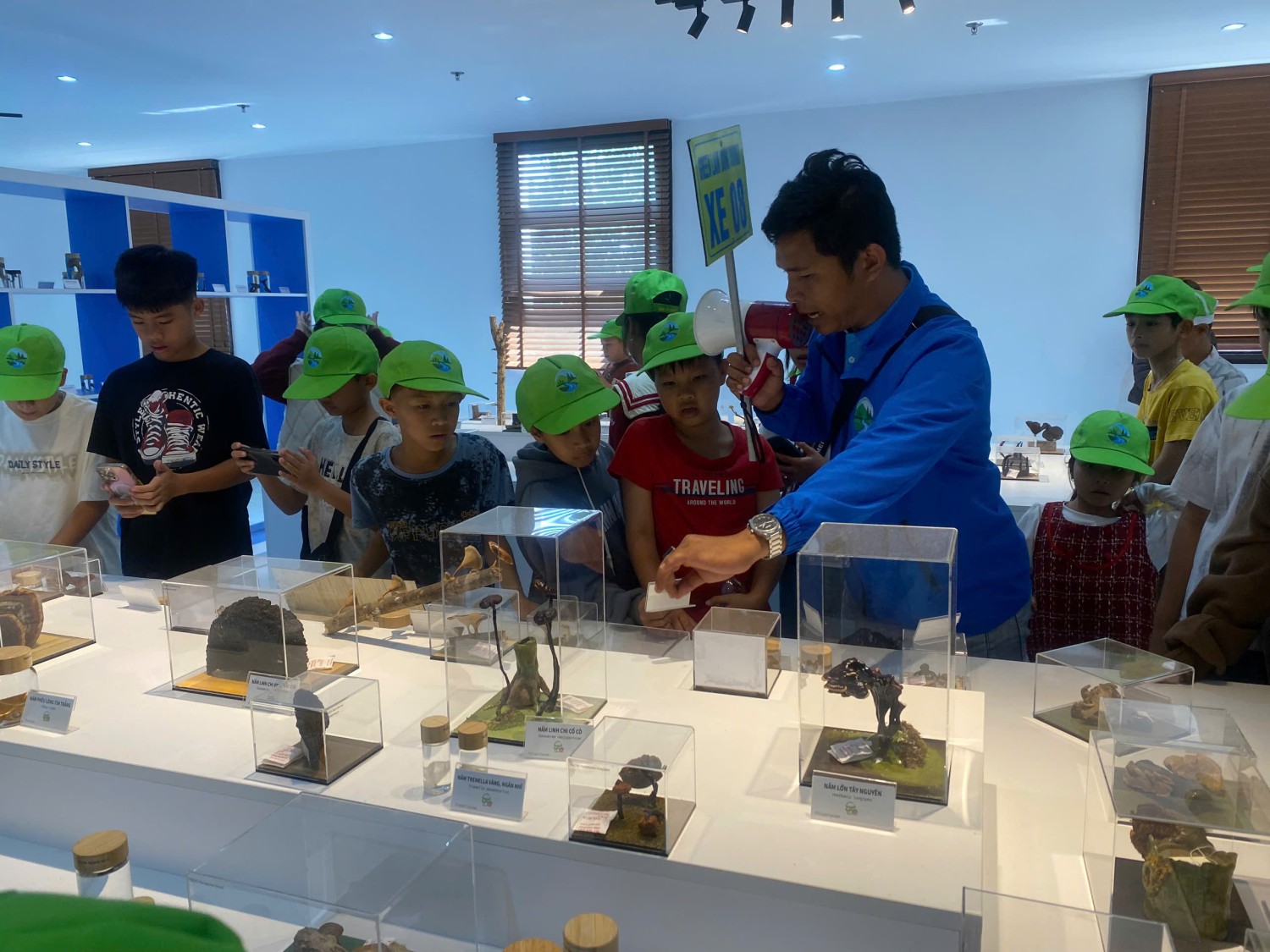 gen h z7646521170168 f78657cf9e43e1abbde57979201adec0