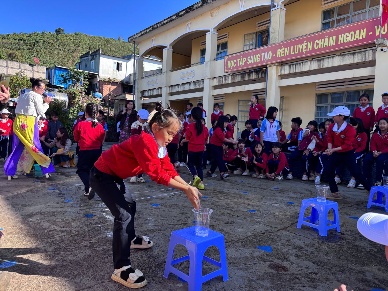 gen o z7624558280229 1ba45ce75376f47a447d5b85582a0c13